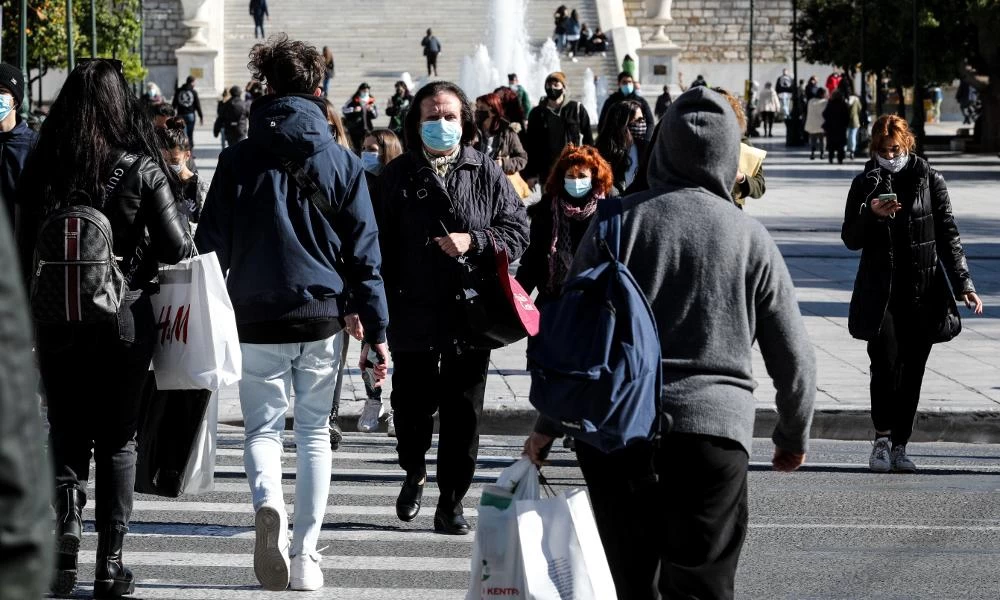 Με σταθερά βήματα η έξοδος από το πολύμηνο lockdown - Ανοίγει η εστίαση, σχολεία και τουρισμός